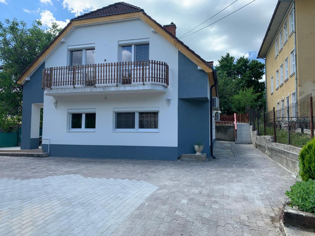 Borsi Apartman Балатональмади Экстерьер фото
