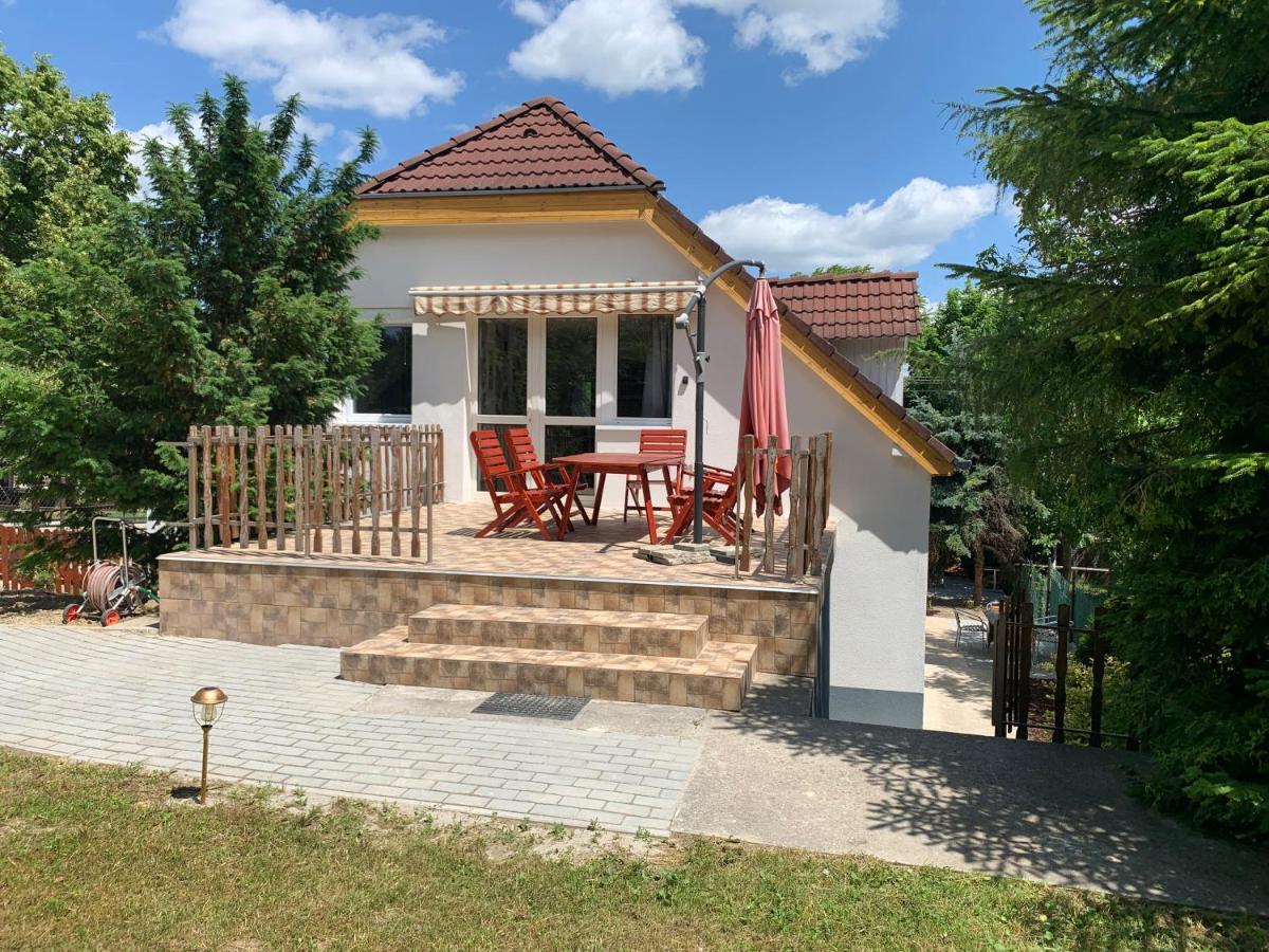 Borsi Apartman Балатональмади Экстерьер фото